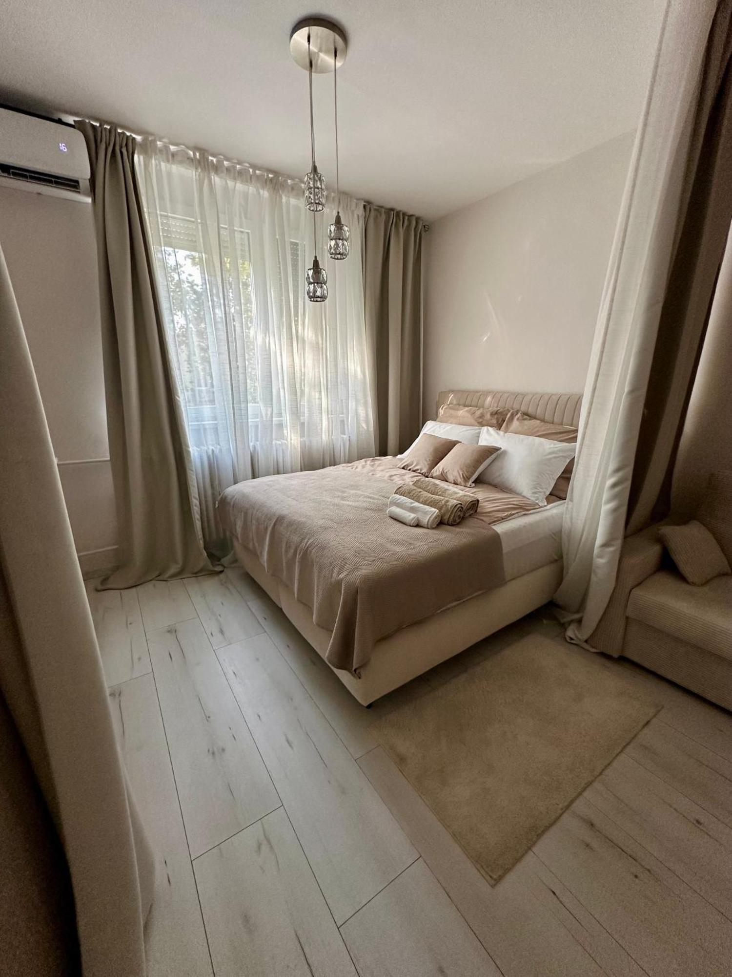 Mate Gold Apartment II Szeged Exterior photo